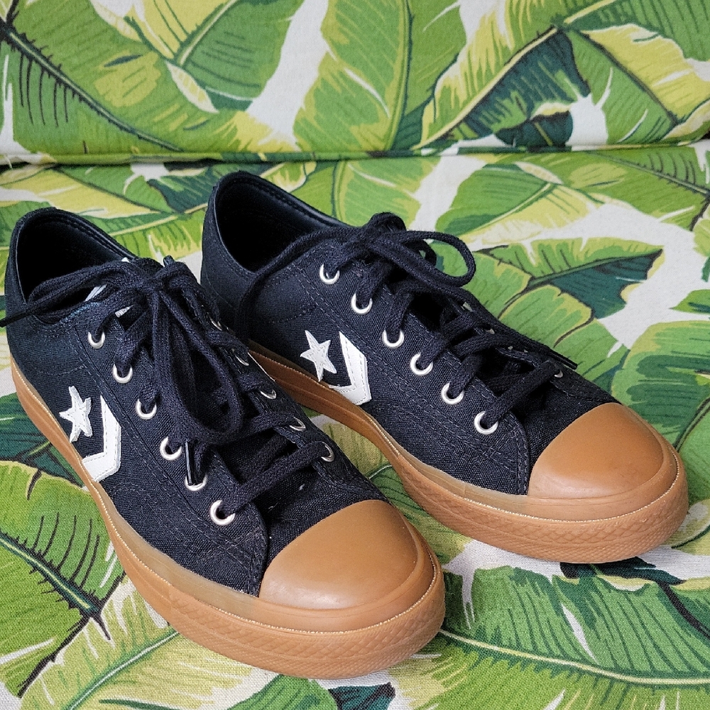 Converse Black Canvas Low-Top Sneakers with Brown Gum Sole